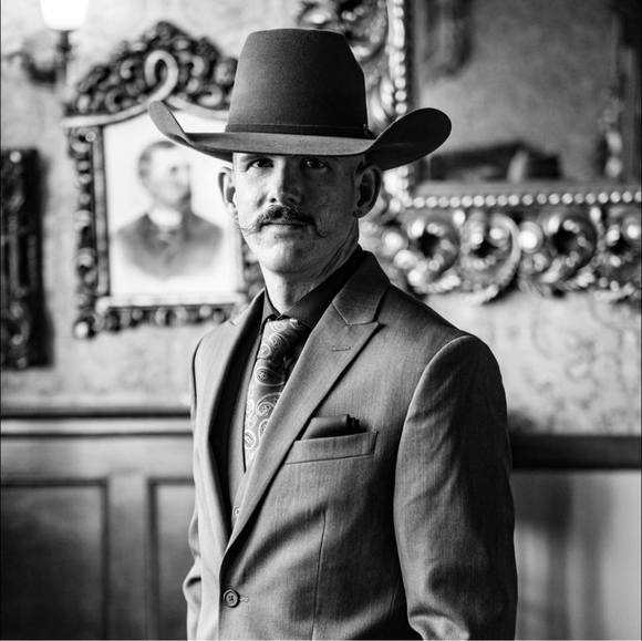 Meet your Posher, Daniel - Picture 1 of 1